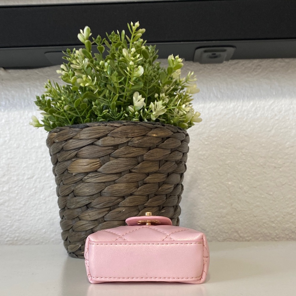 CHANEL Pink Mini Quilted Bag GWP VIP - Picture 5 of 7